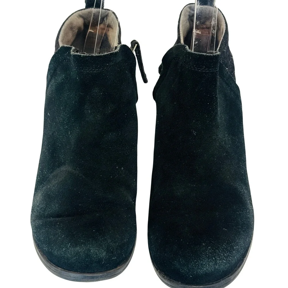 TOMS Kala Suede Ankle Booties Women's 6 Black Minimalist Chic Modern‎ Everyday